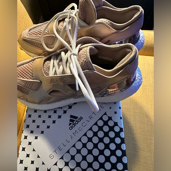 Adidas by Stella McCartney Ultraboost 22 size 8 - Picture 8 of 10